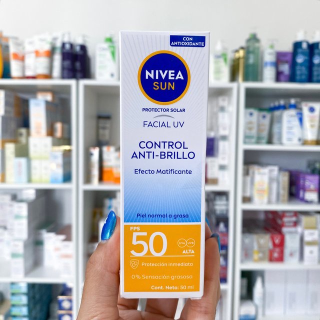 Protector solar NIVEA caja